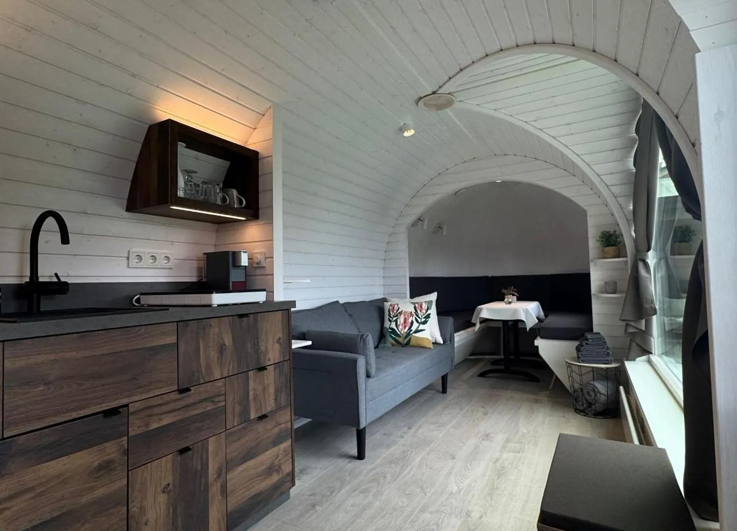 Franken Chalets Kist 0*,